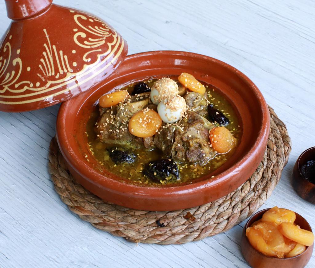 Tagine lamb with prunes